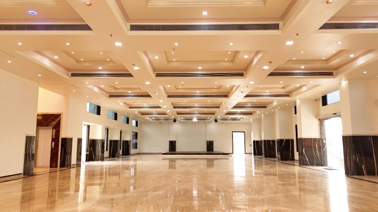 Vedika Garden Ξενοδοχείο Lonavala Εξωτερικό φωτογραφία